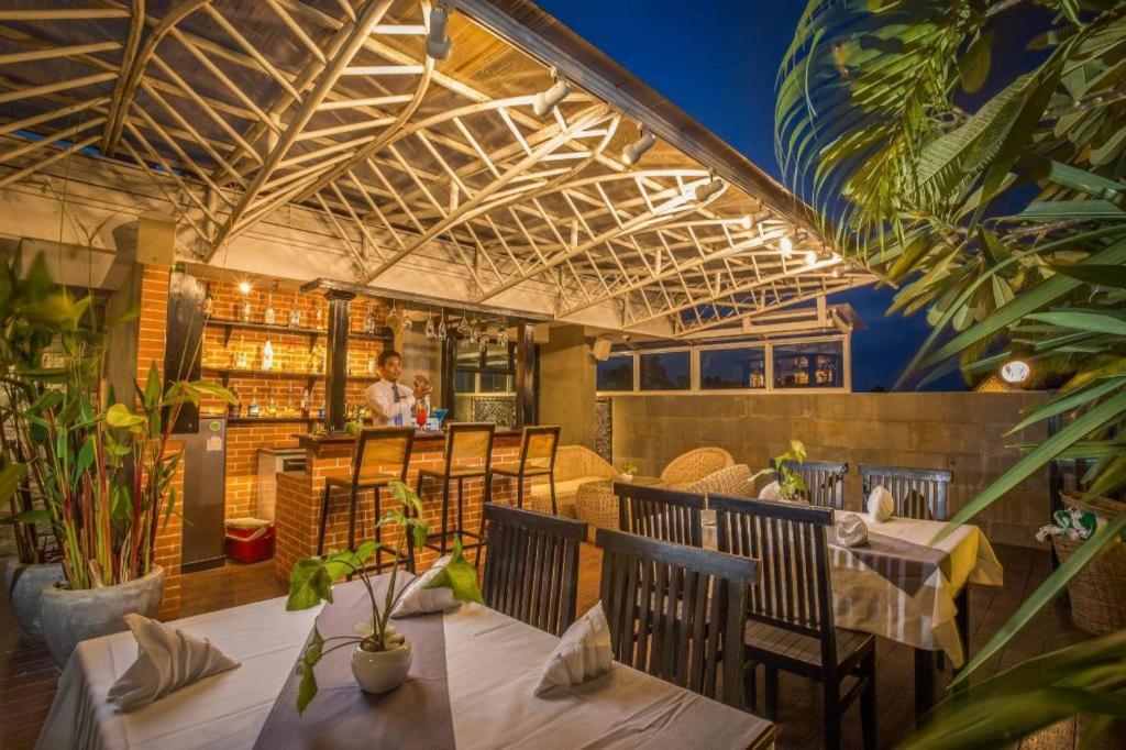 The Grand Cyclo Boutique Suite & Spa Siem Reap Exteriör bild